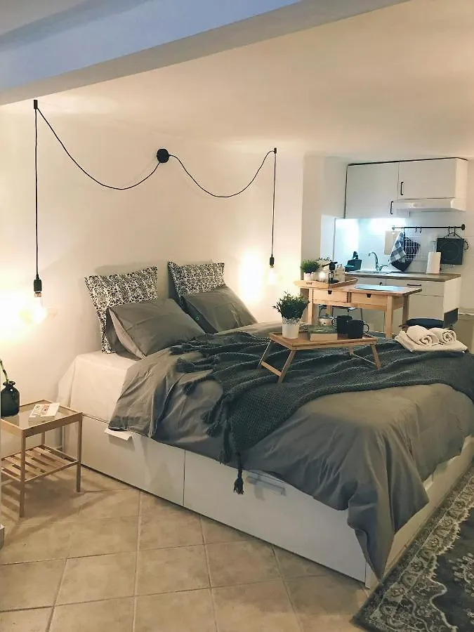 Loui Navarinou Comfy Apartment Thessaloniki