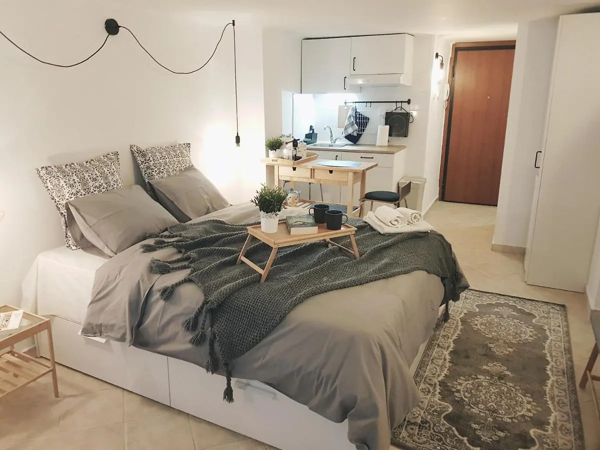 Loui Navarinou Comfy Apartment Thessaloniki