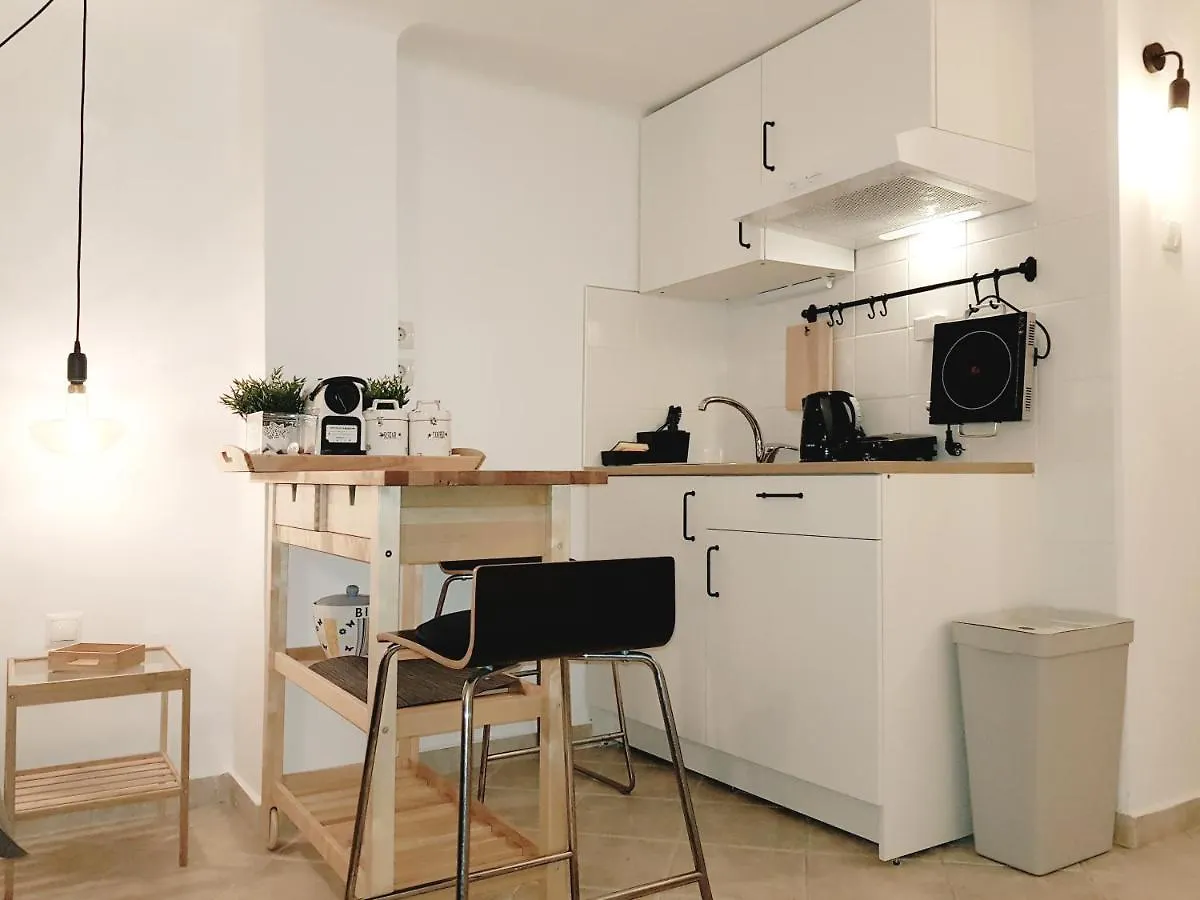 Loui Navarinou Comfy Apartment Thessaloniki